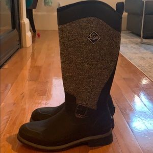 Muck Boot Company high and durable boots.